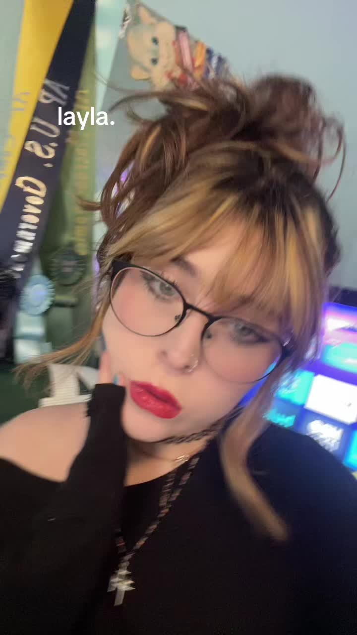 @Victoria_chavez123