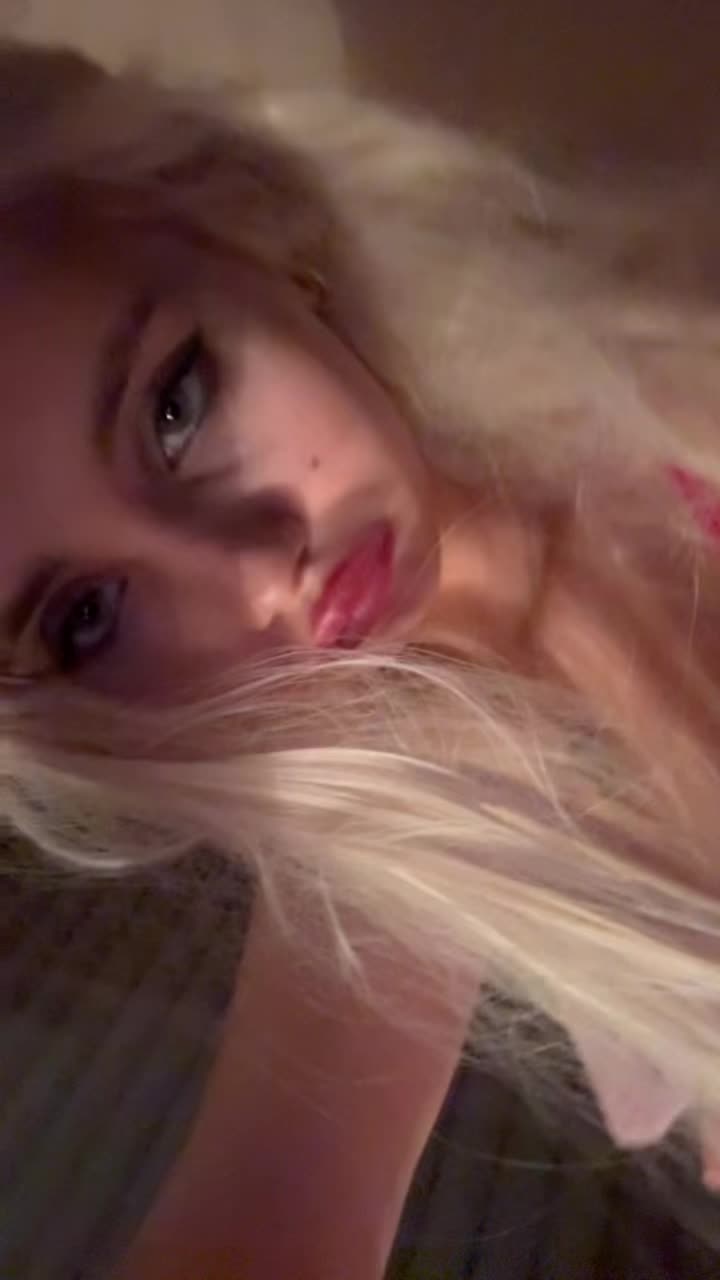 @👸🏼