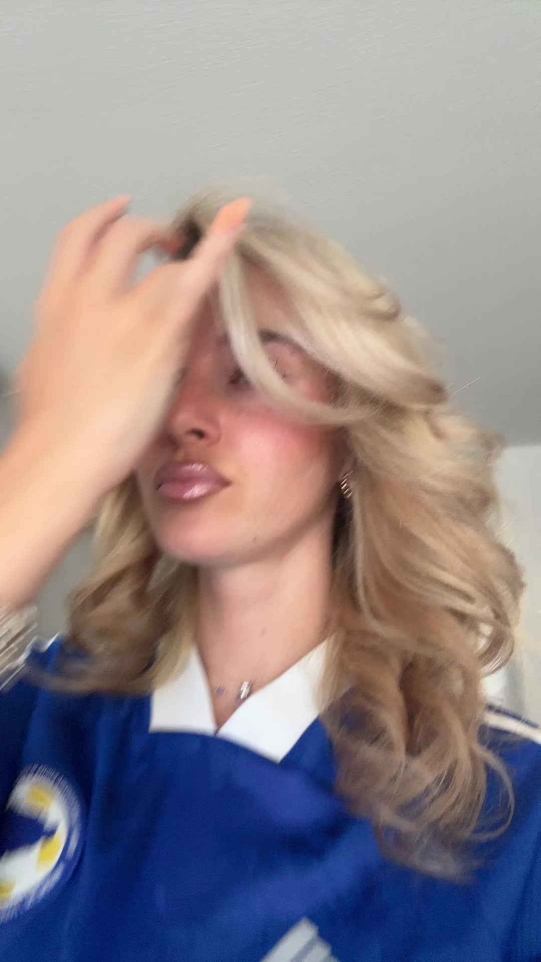 @Adelisa