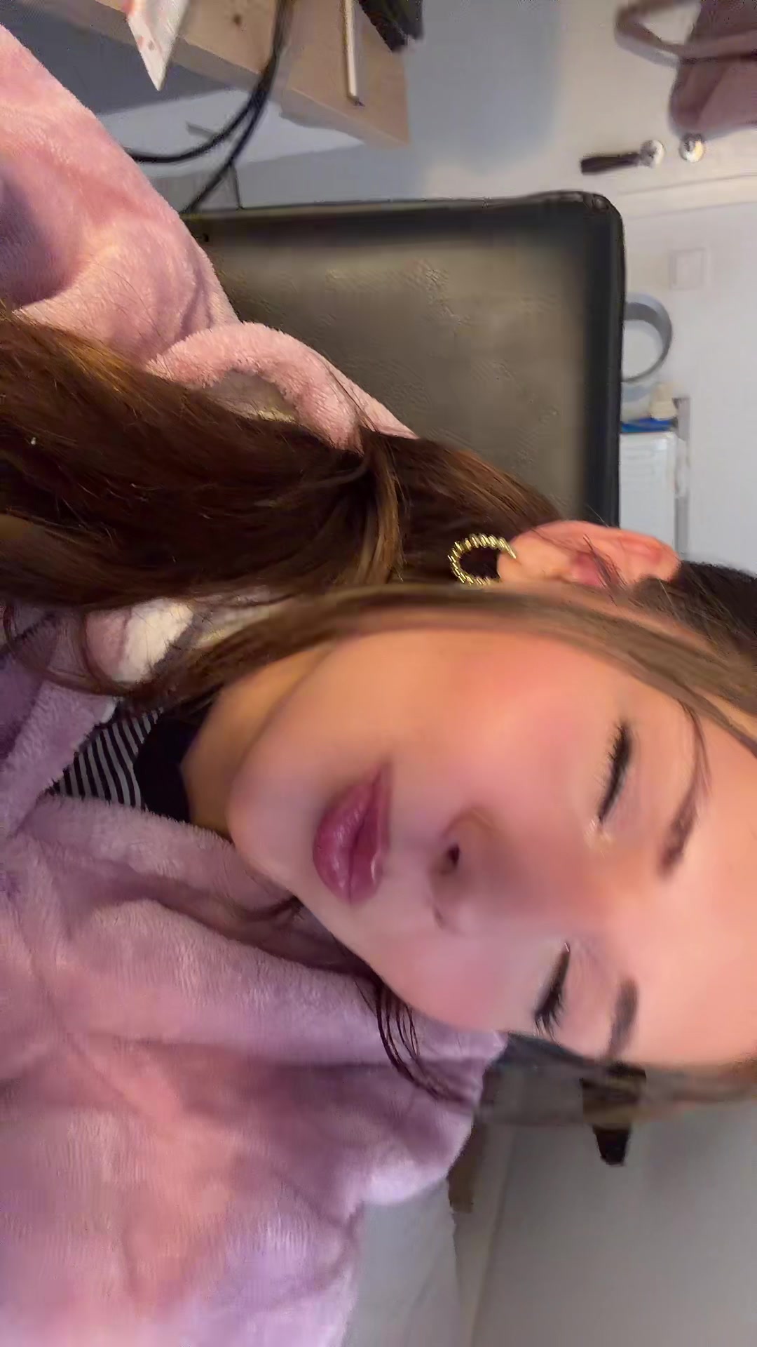 @usarah12204