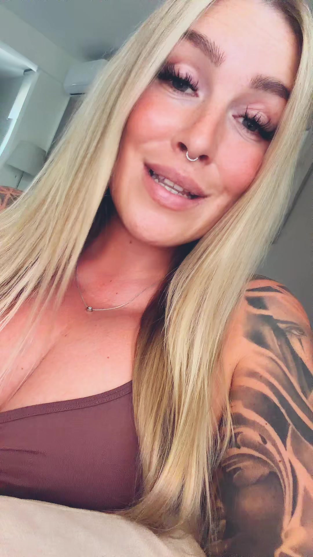@melina.melina_