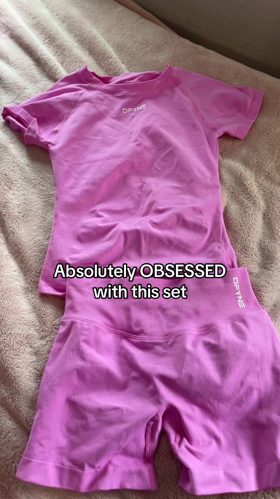 @☝️