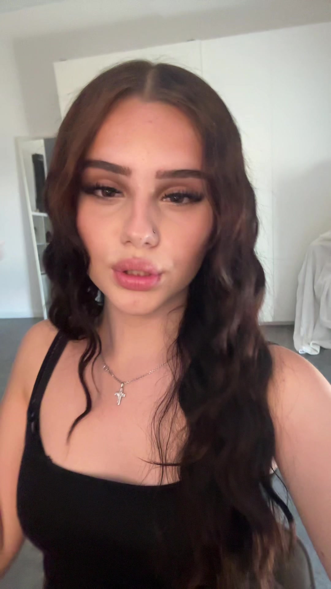 @𝐖𝐡𝐨𝐬.𝐡𝐚𝐧𝐧𝐚𝐡