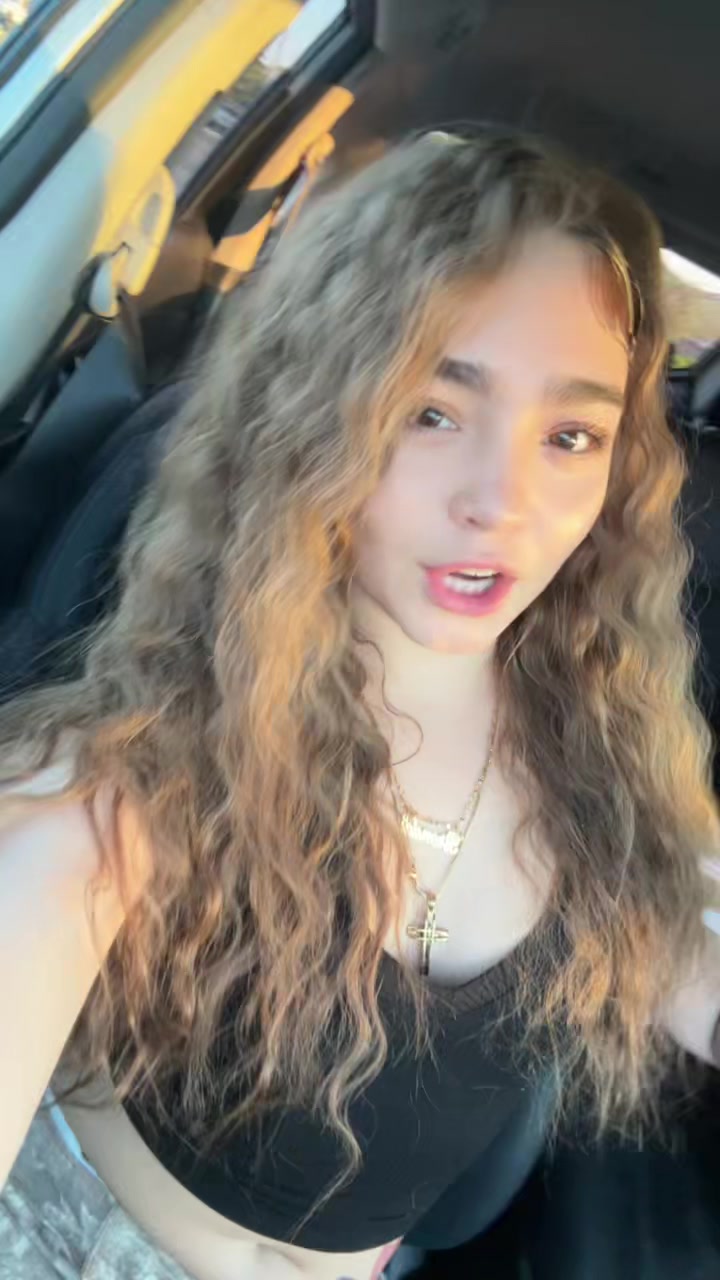 @2tuffbree
