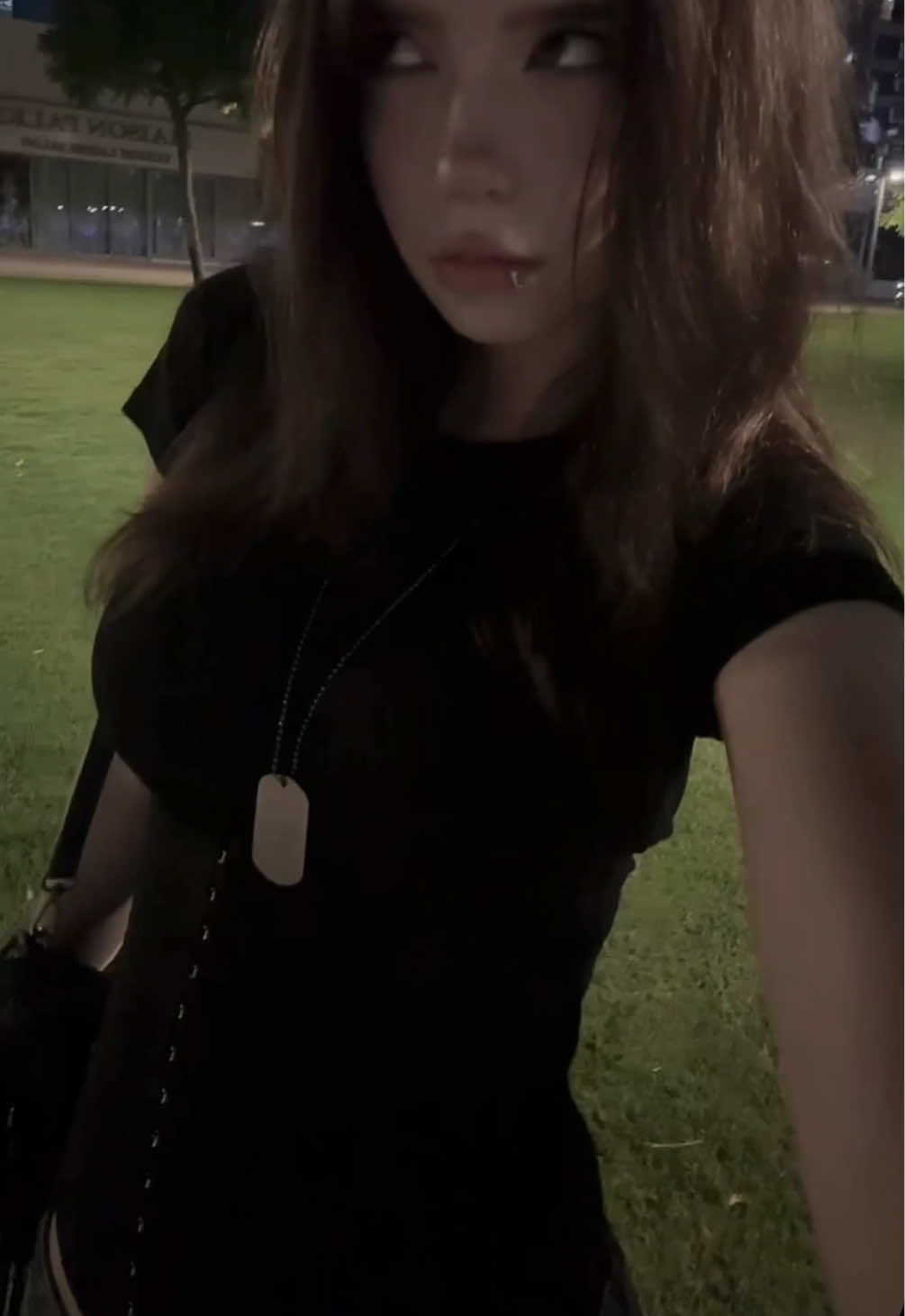 @paledollie