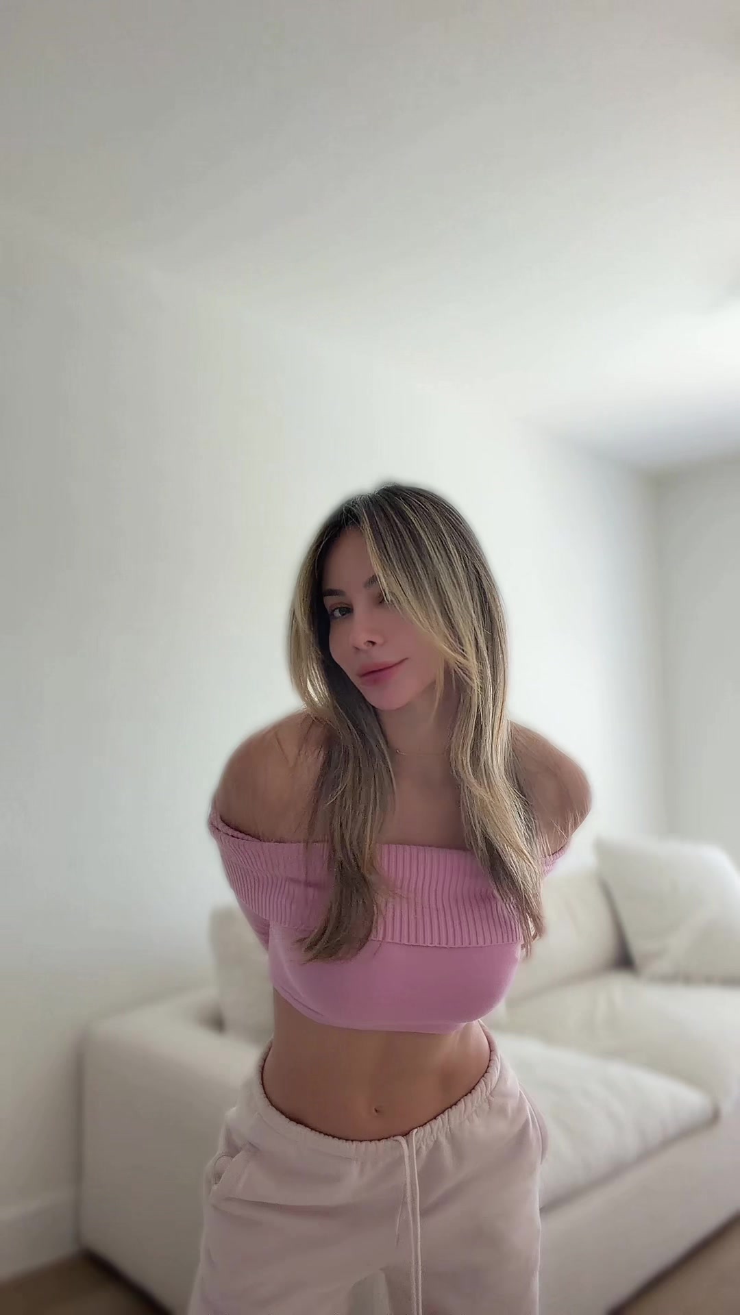 @Laura Valero