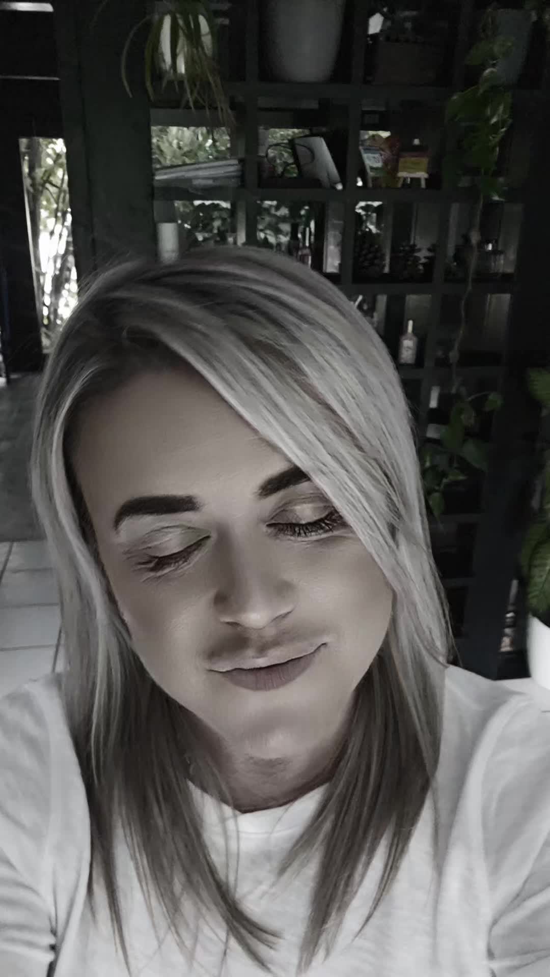 @EmiEx