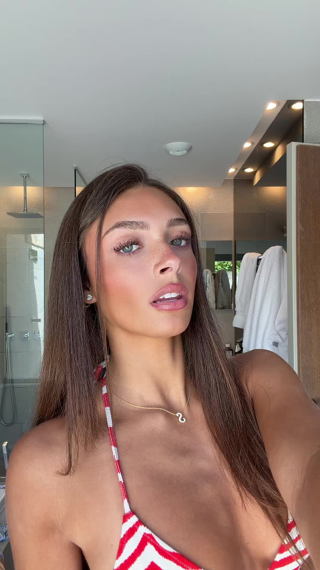 @sophiaegozi