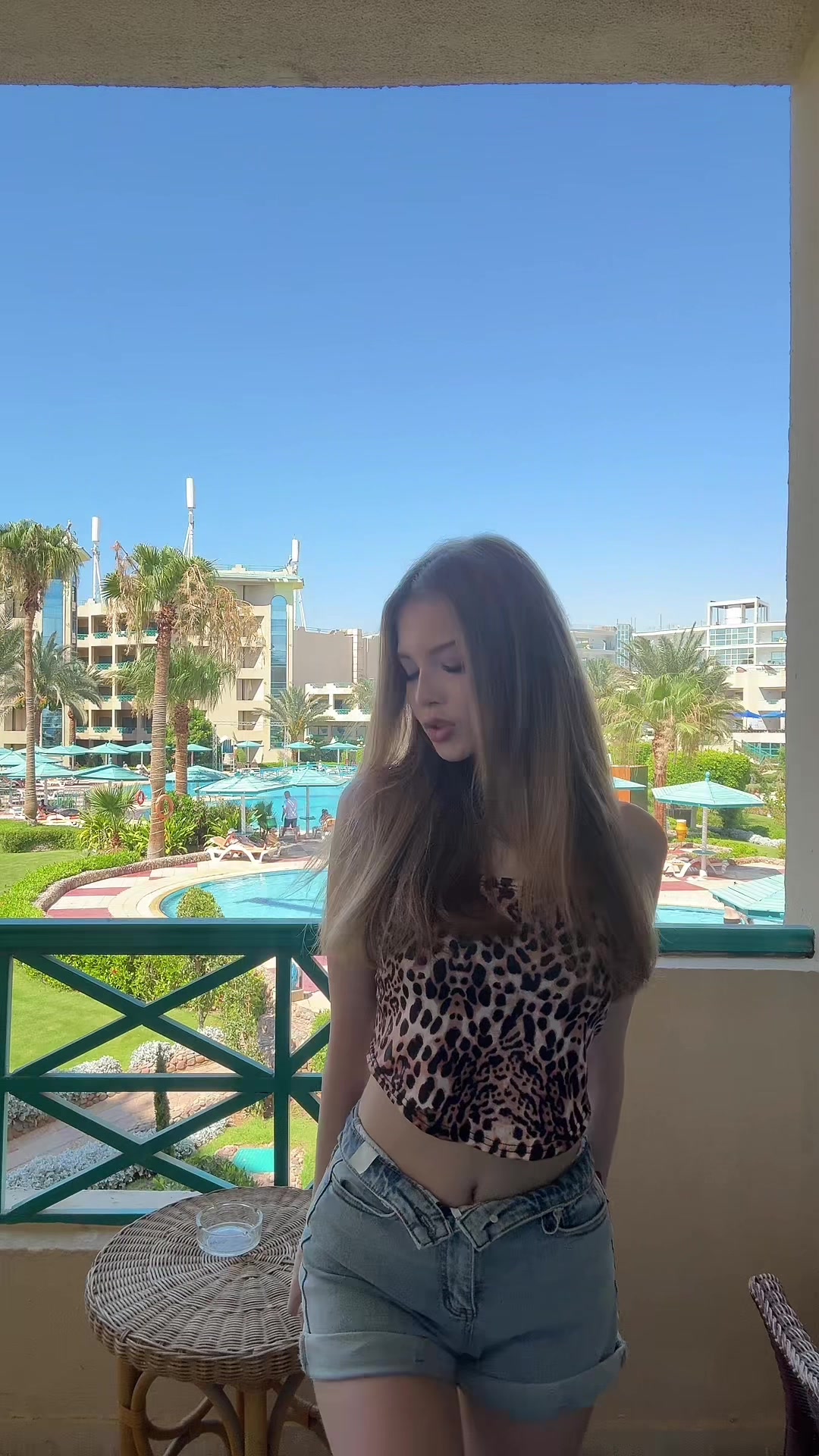 @Á