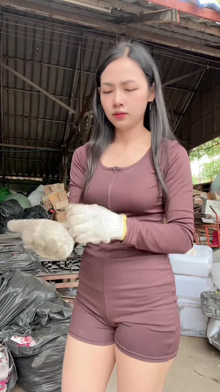 @nong ชื่อน้องค่ะ( 180k )