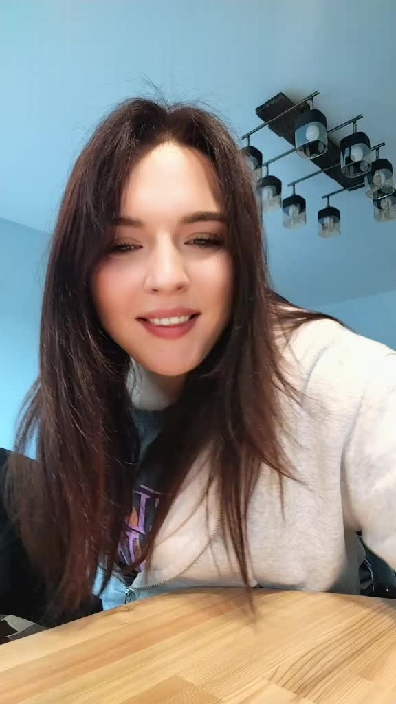 @ania_filonova