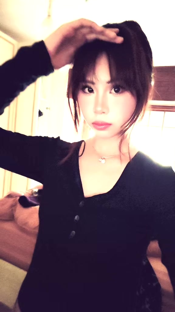 @lis ✮⋆˙