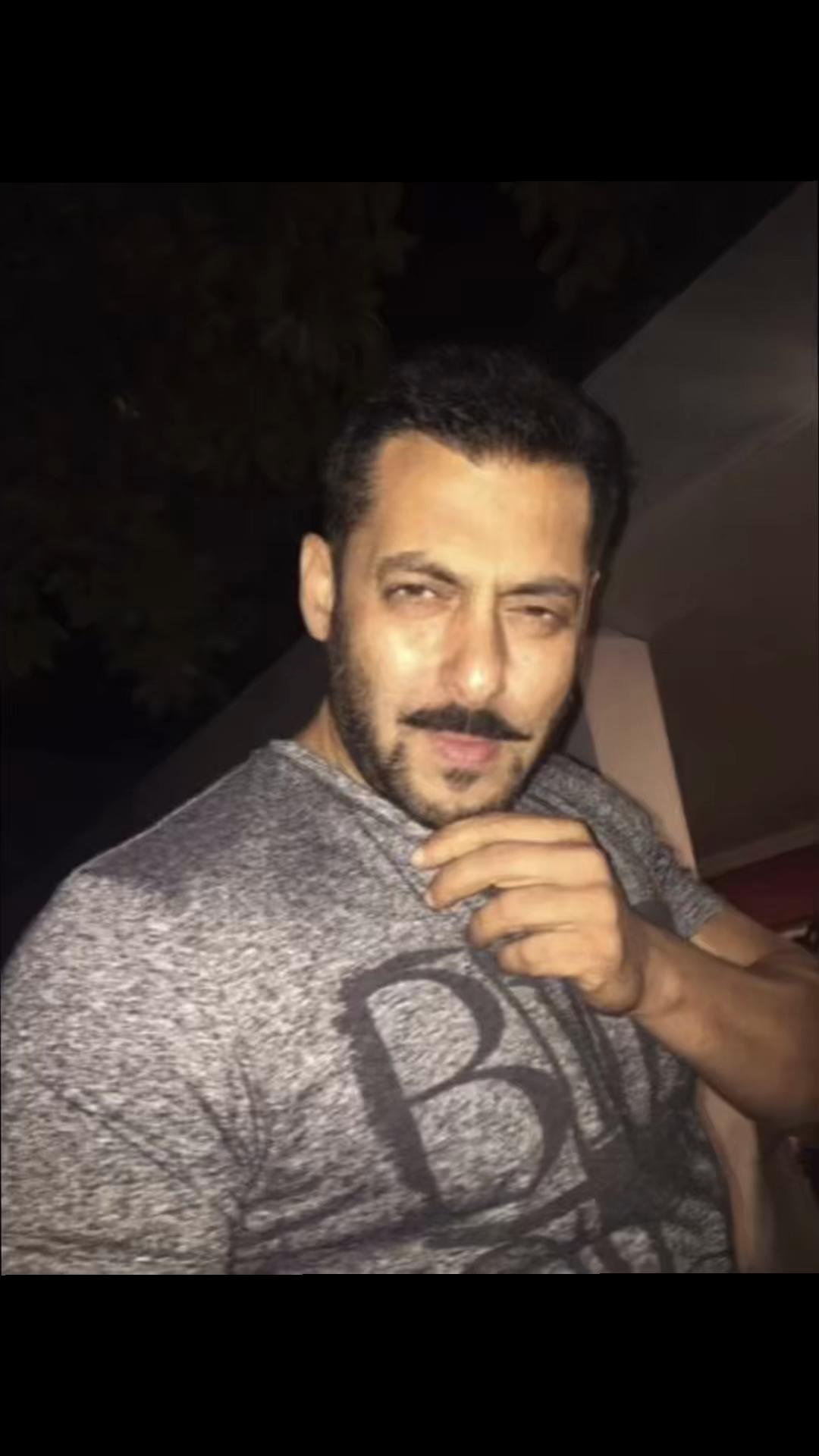 @Sallu_bhai