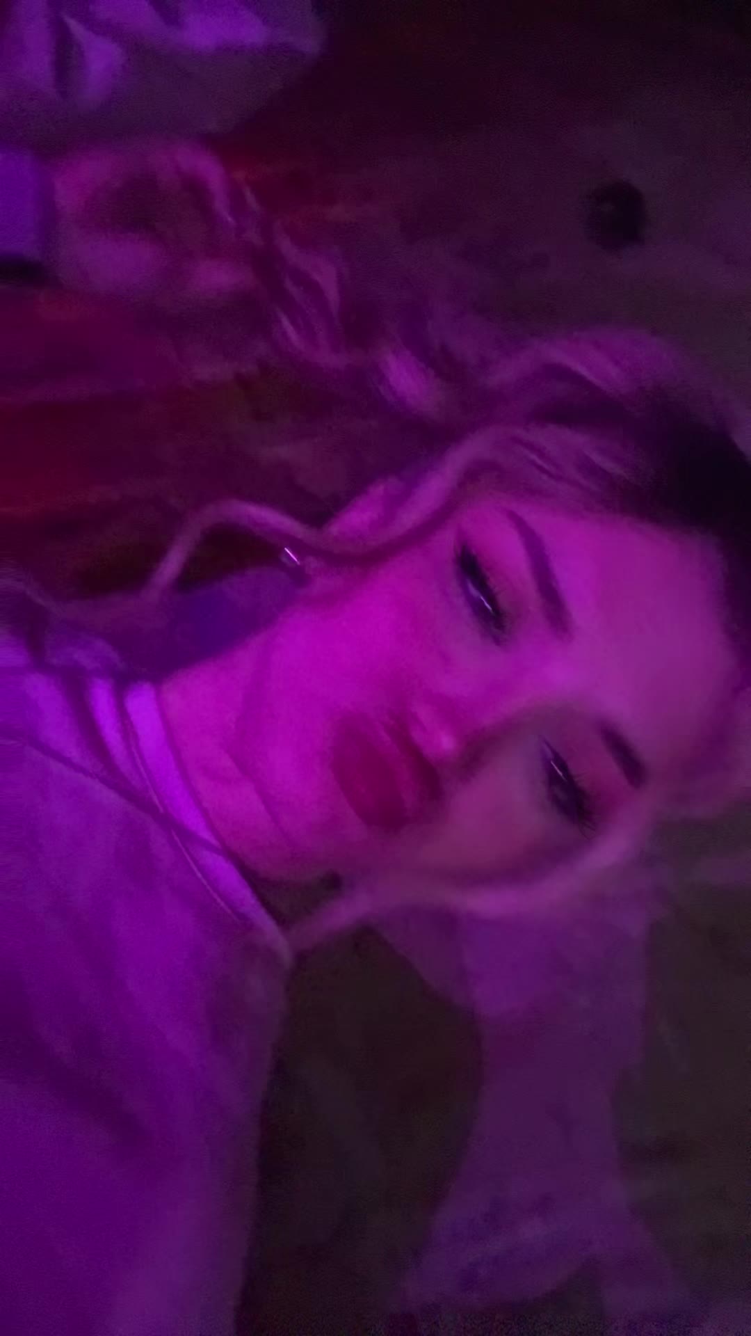 @Anahitaque