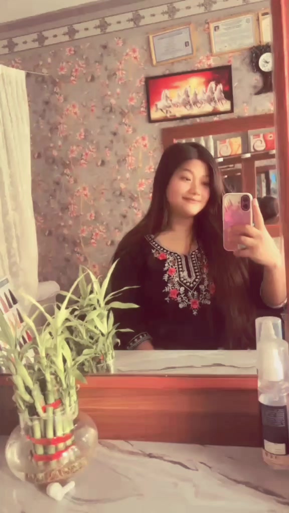 @Riya shrestha 790