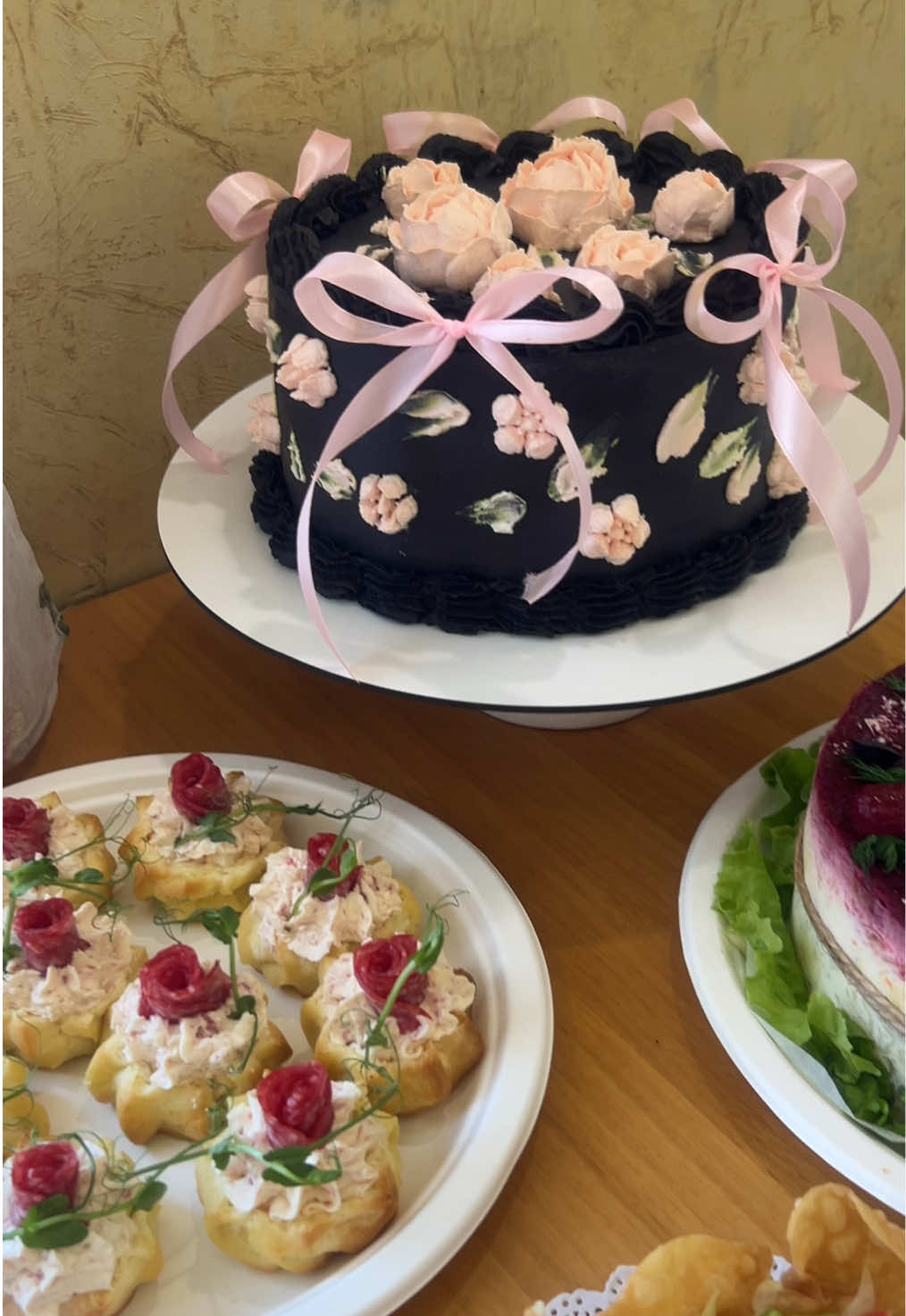 @Fesenta_bakery