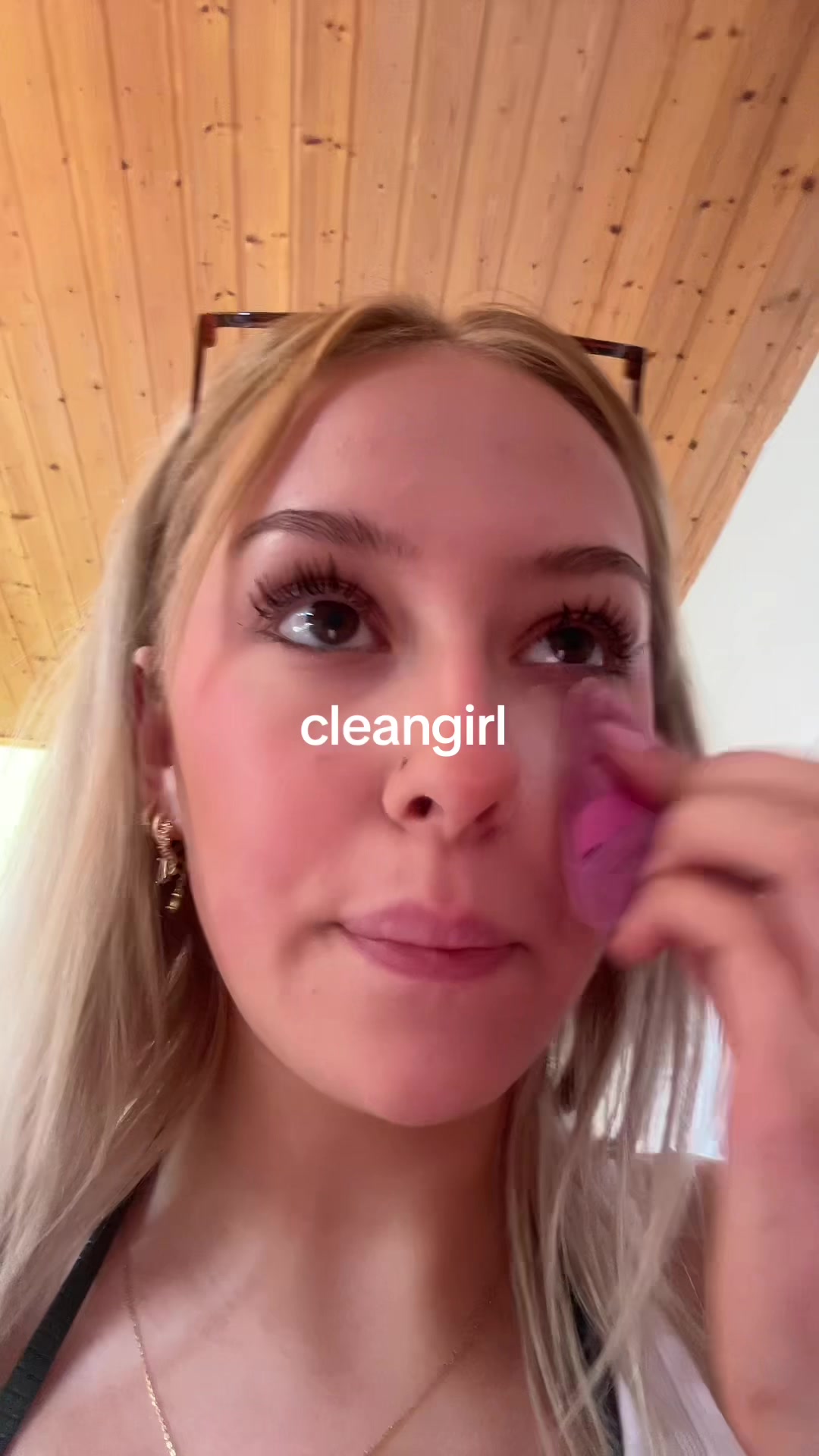 @Emi🍒
