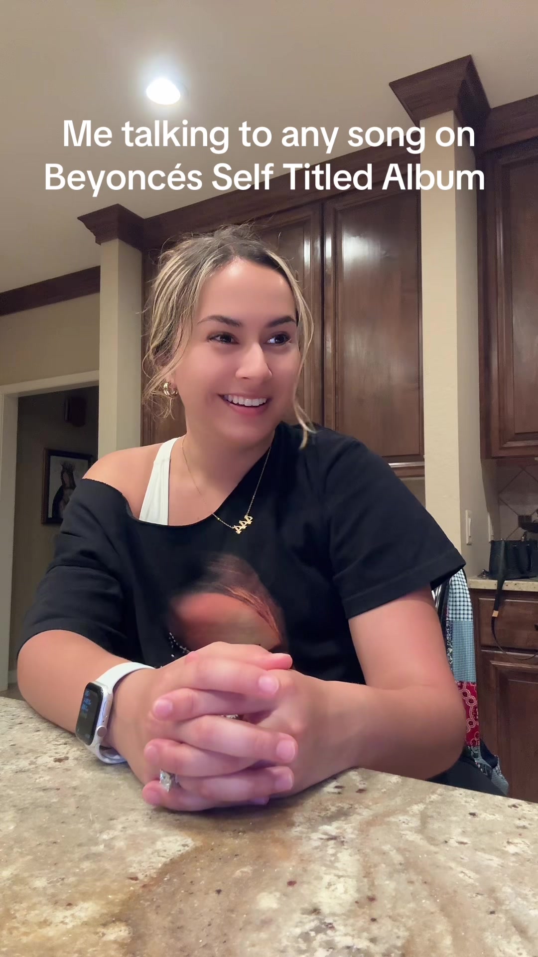 @Claireyoncé 🐝