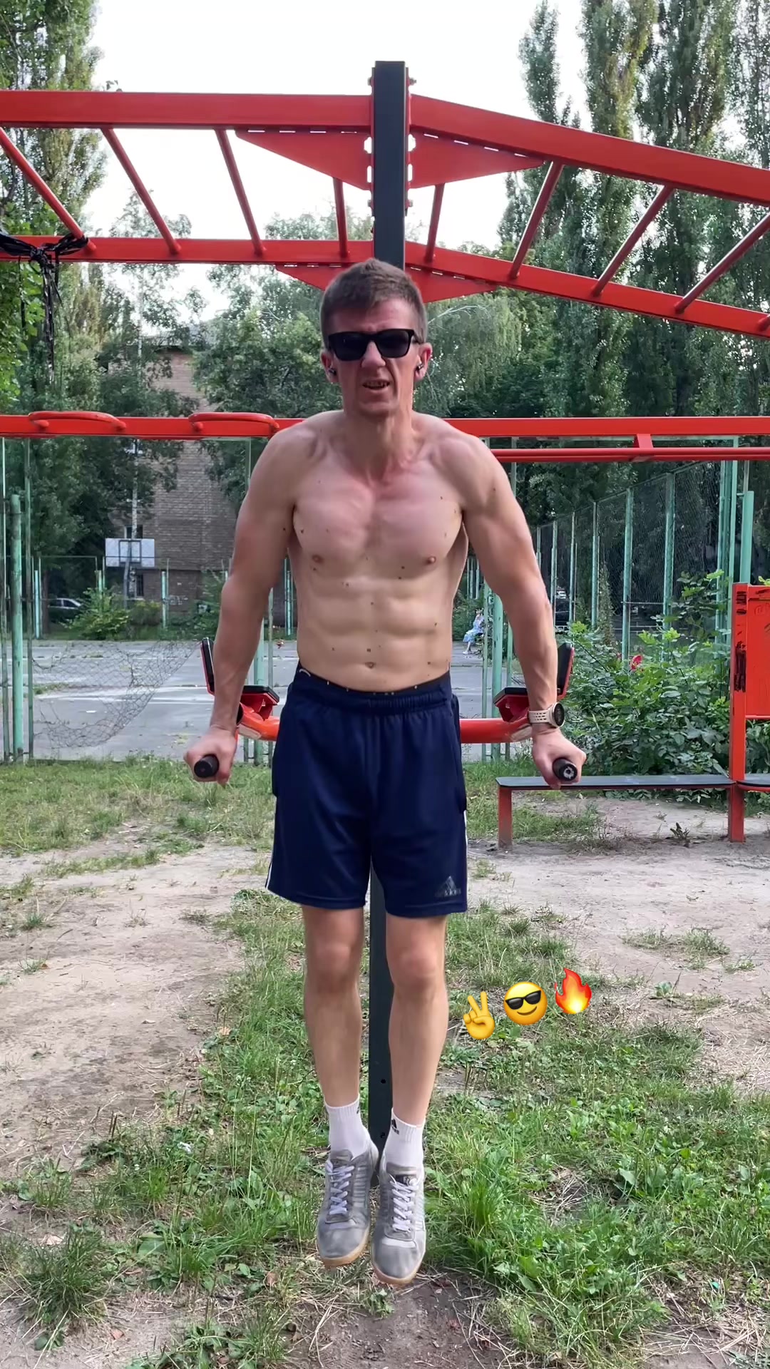 @Бодя павук 🦂🥇🏃