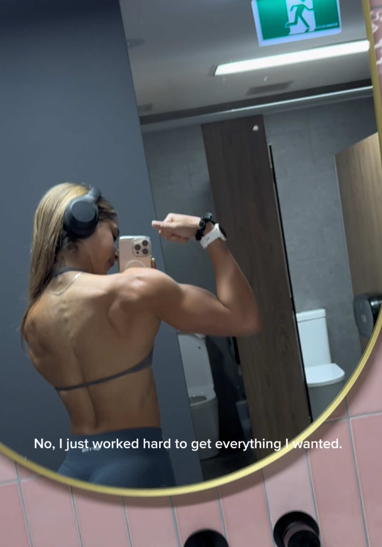 @sashahendry_fit