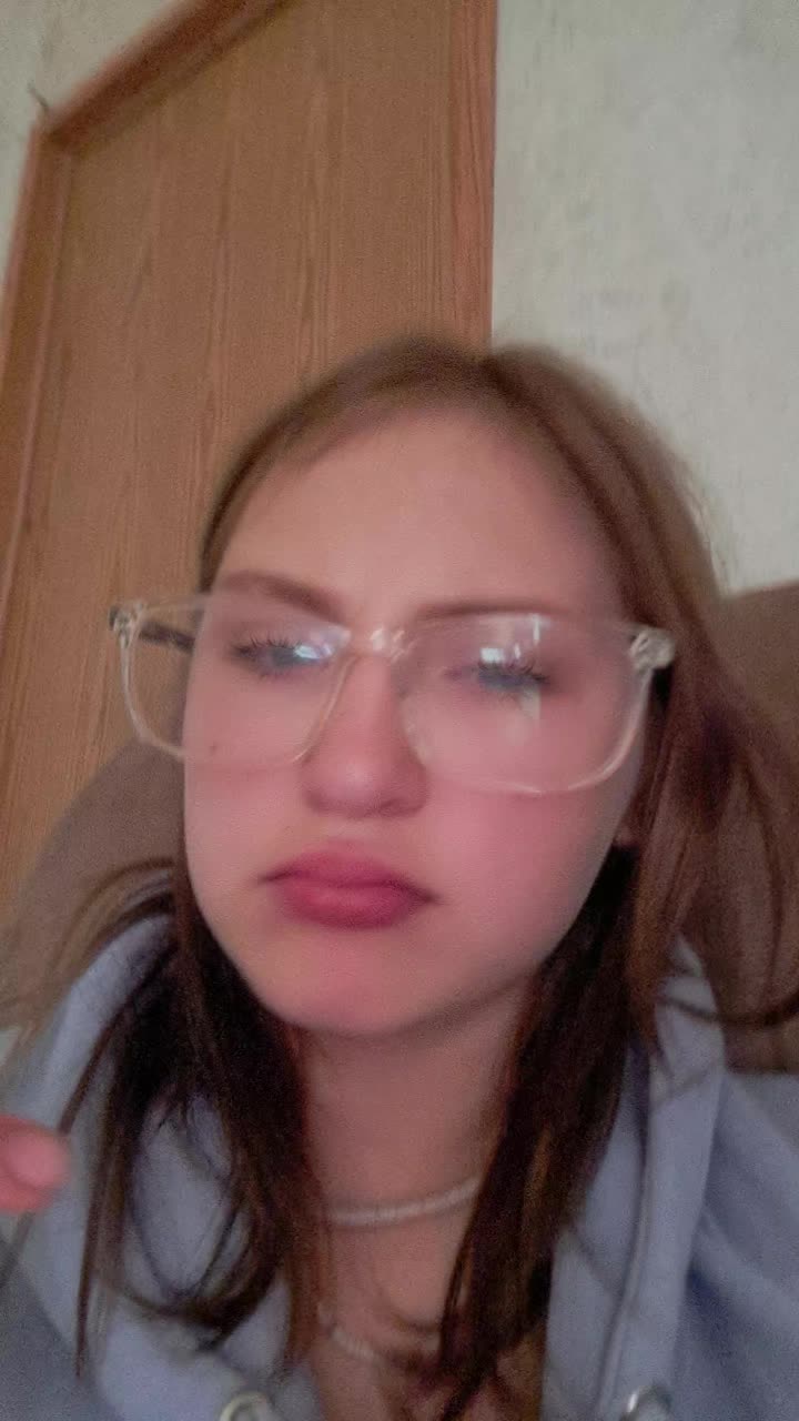 @Holleyspammmm