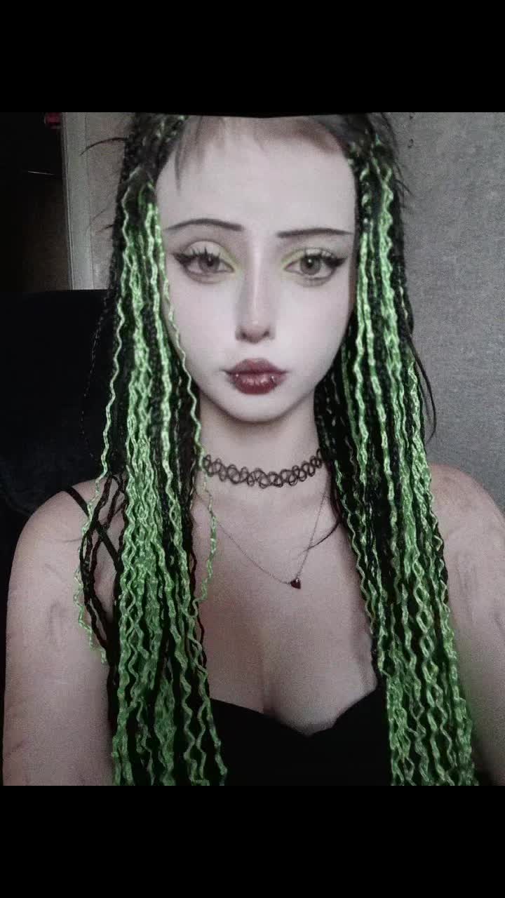 @Lirr1kaaq