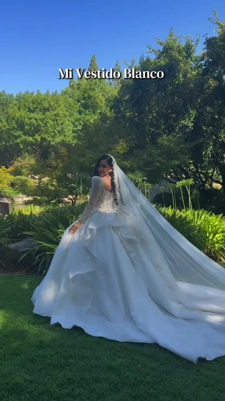 @Mi Vestido Blanco
