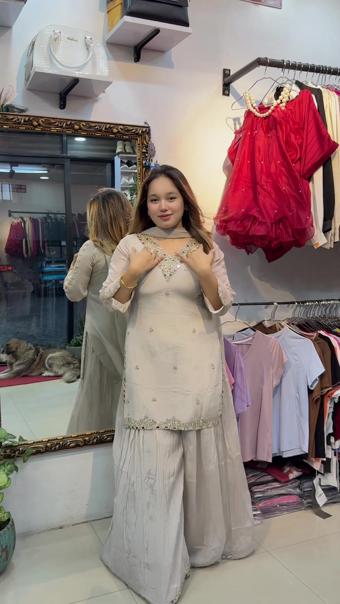 @Dress Luxury