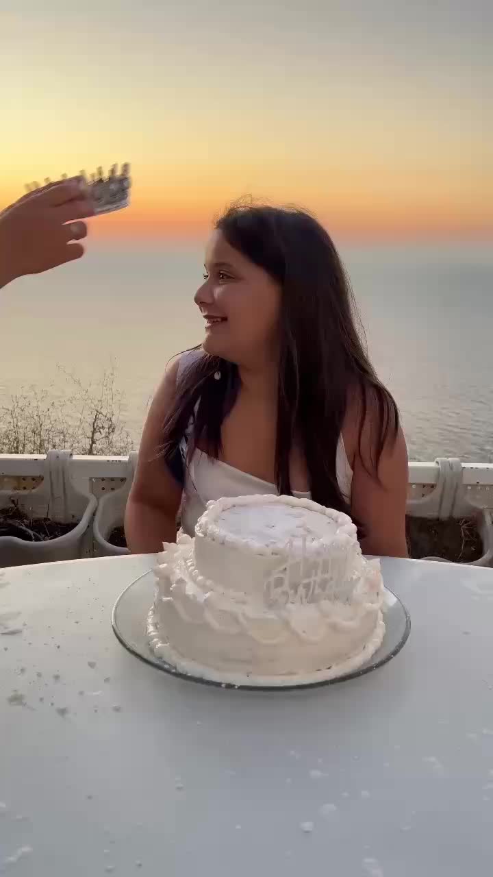 @EmelErdem