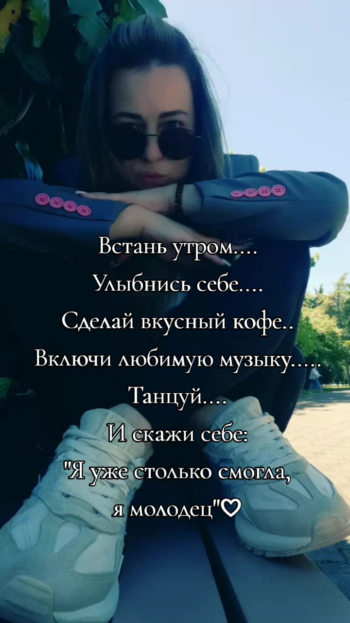 @🖤A.V.🤍💙❤️