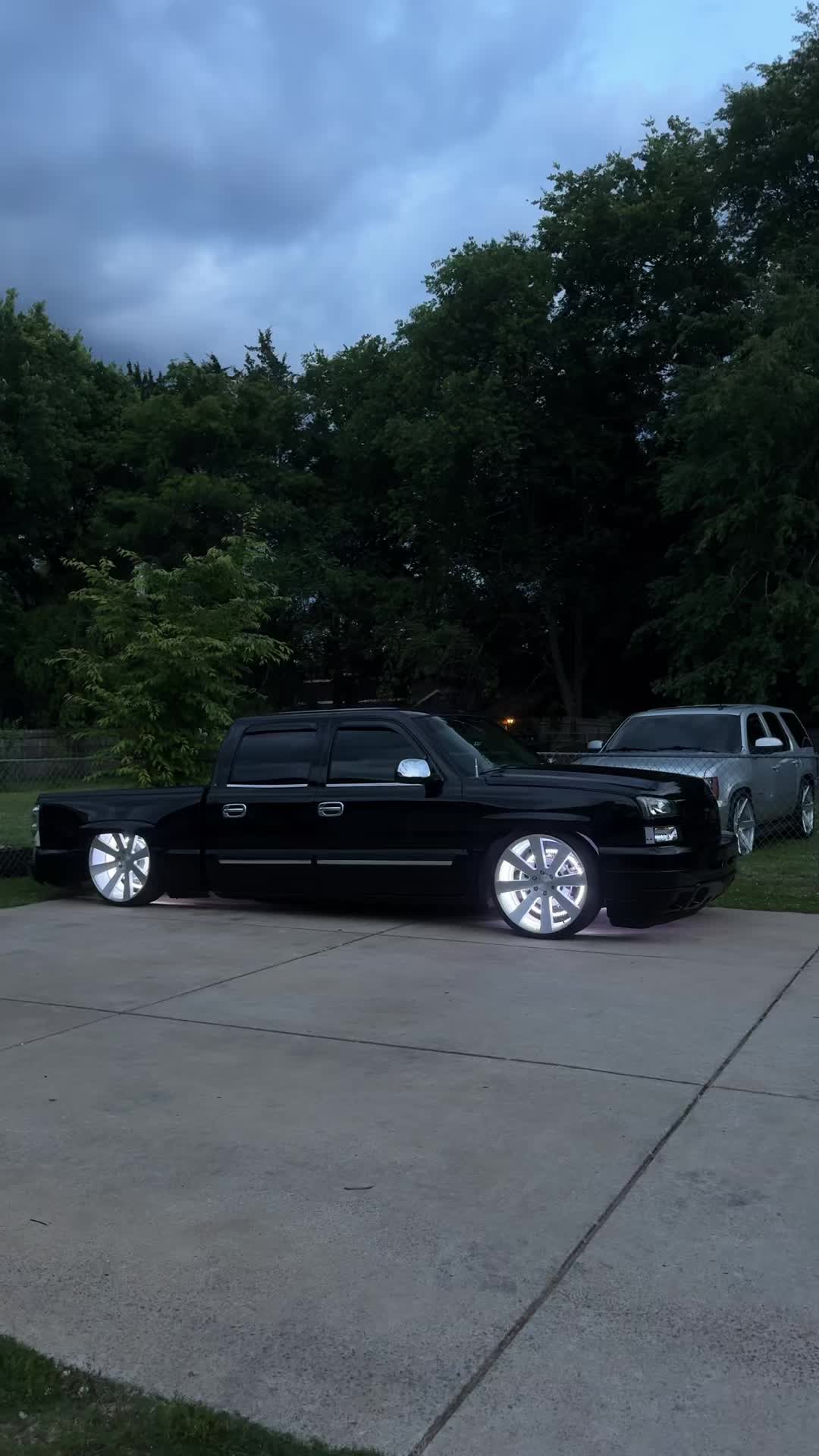 @statikchico 💲