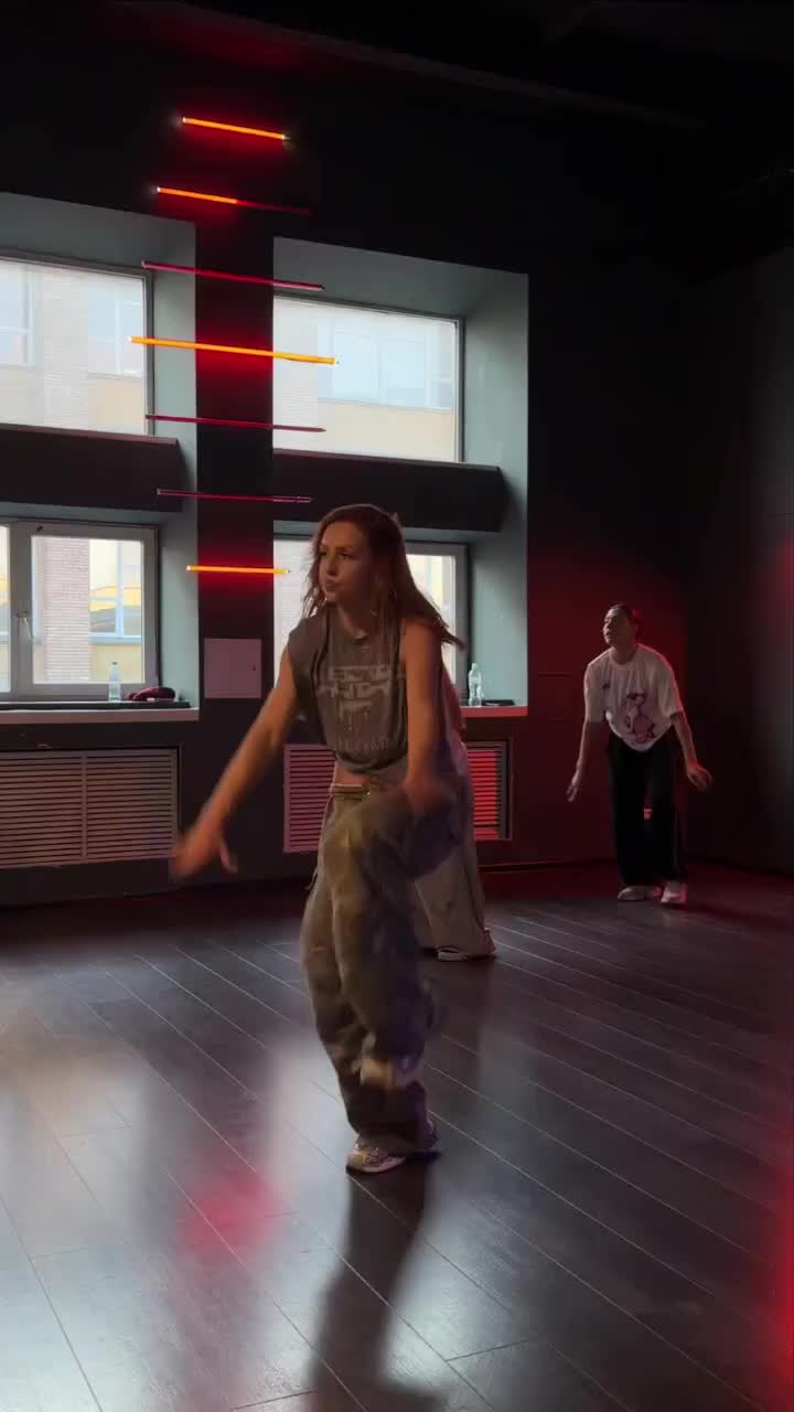 @Alyonochka
