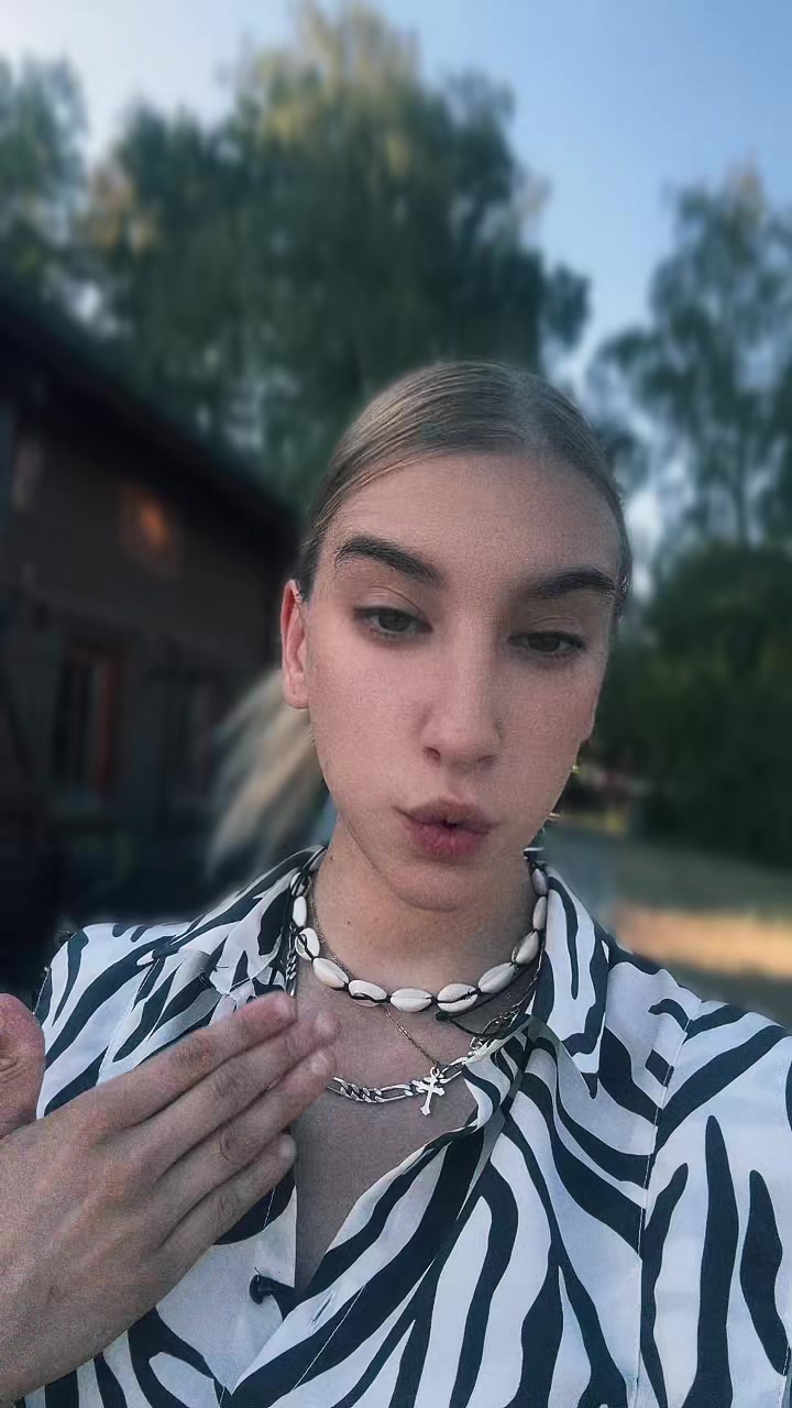 @Élęa.👄🦋