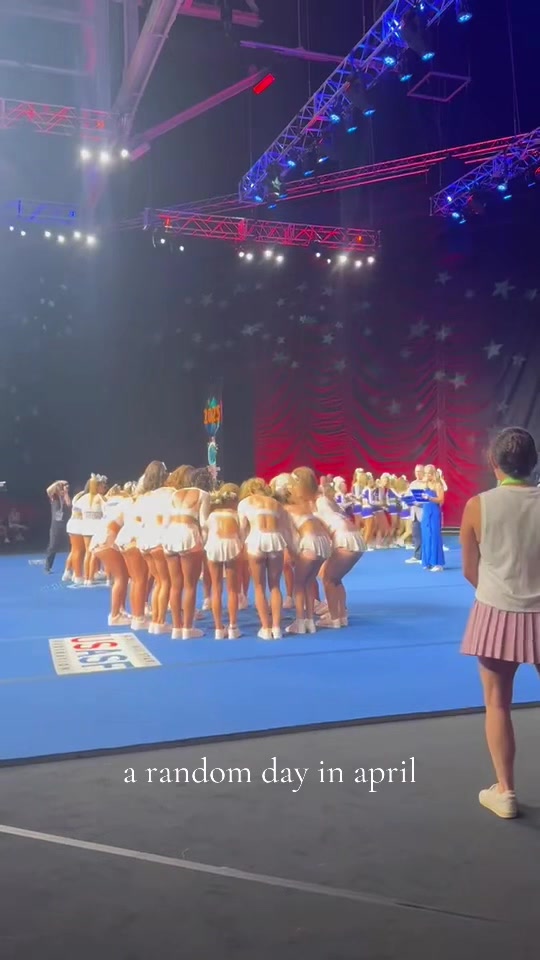 @rileyclagett.cheer