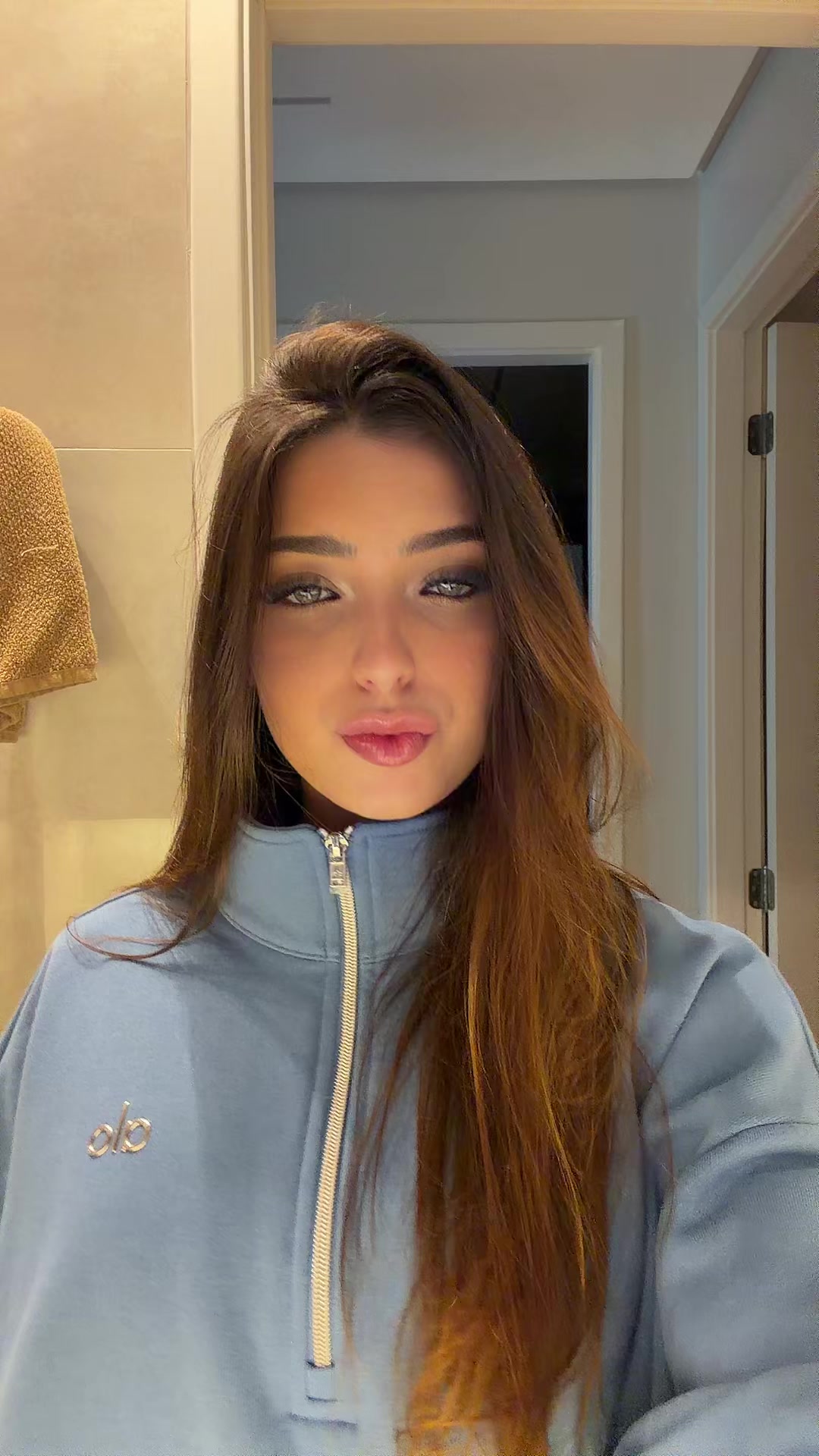 @viclives