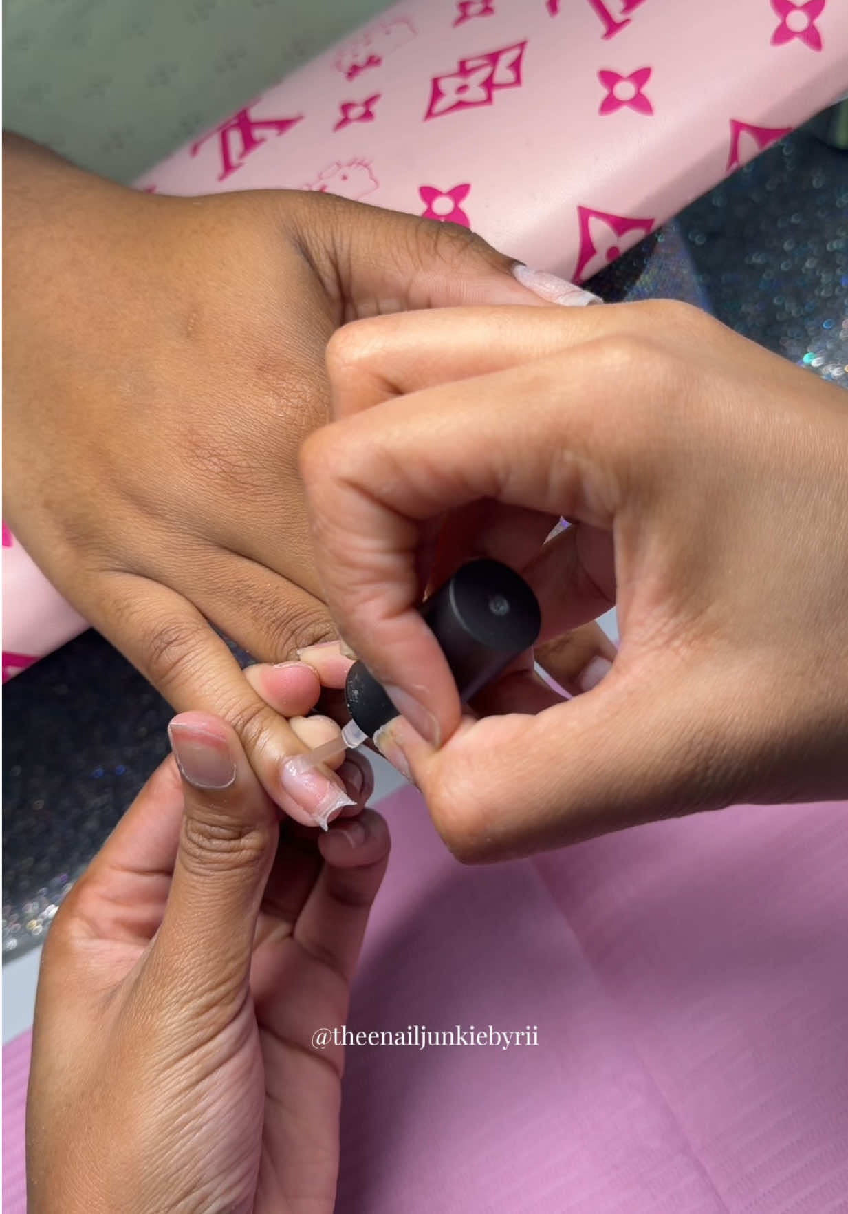 @Rihanna | KCMO Nail Artist