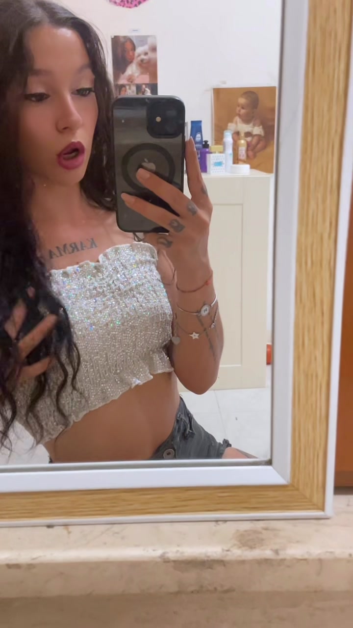 @Mary🐺🌹
