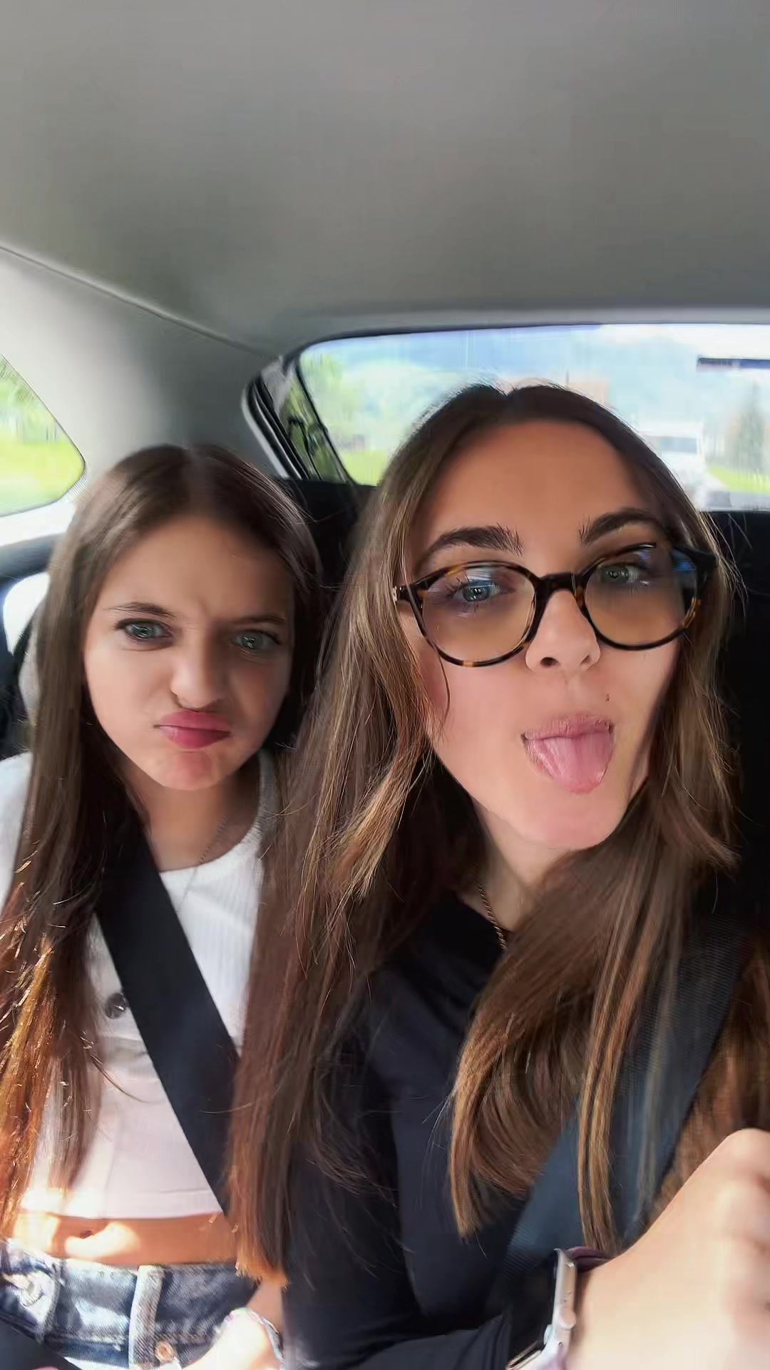 @In&ecirc;s Isabel Patr&iacute;cio