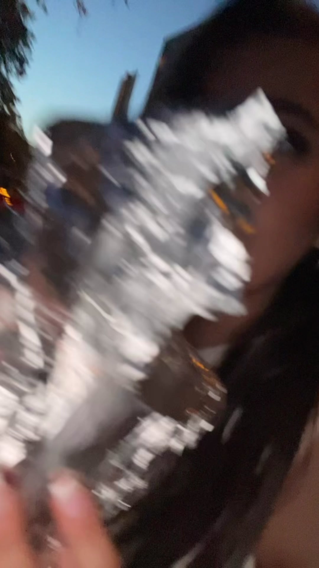 @J2q