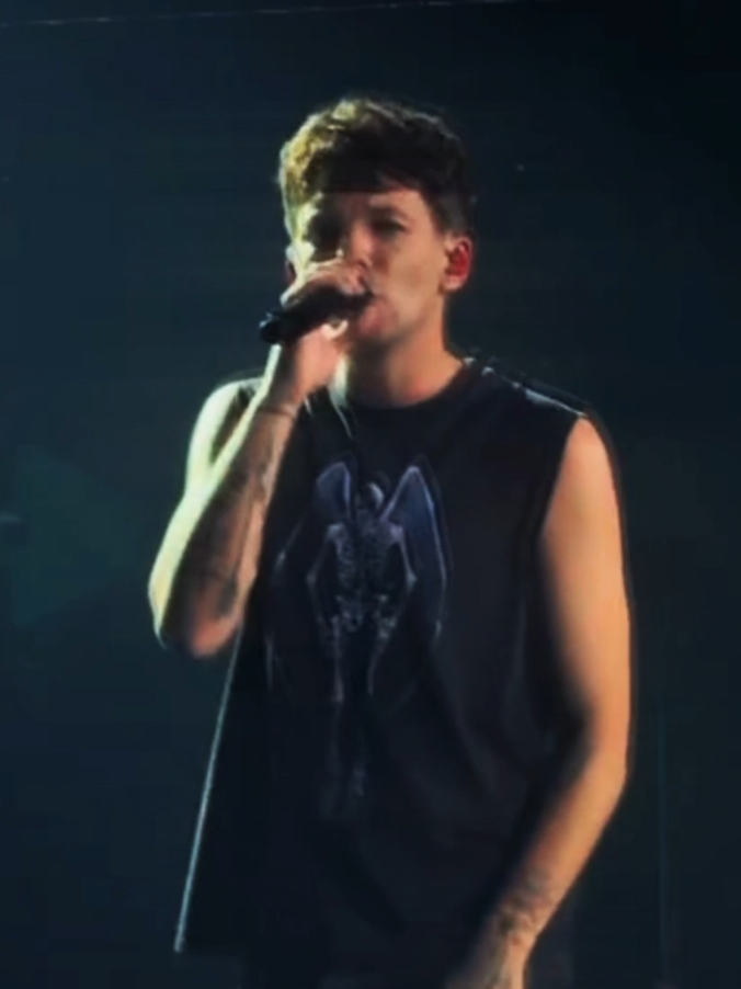 @Kellie Kelloggs ๐ Love Louis