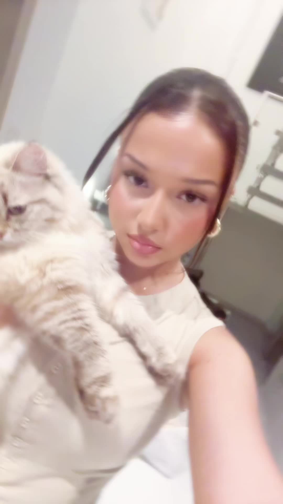 @𝑆𝐼𝑀𝐺𝐸