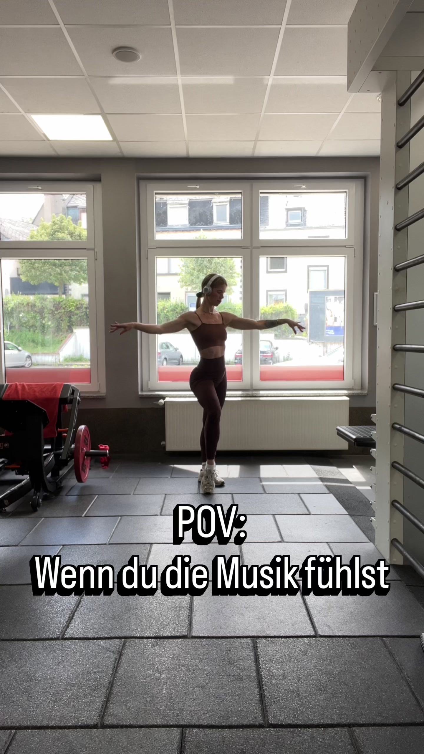 @Yvi | NPC FIT MOM