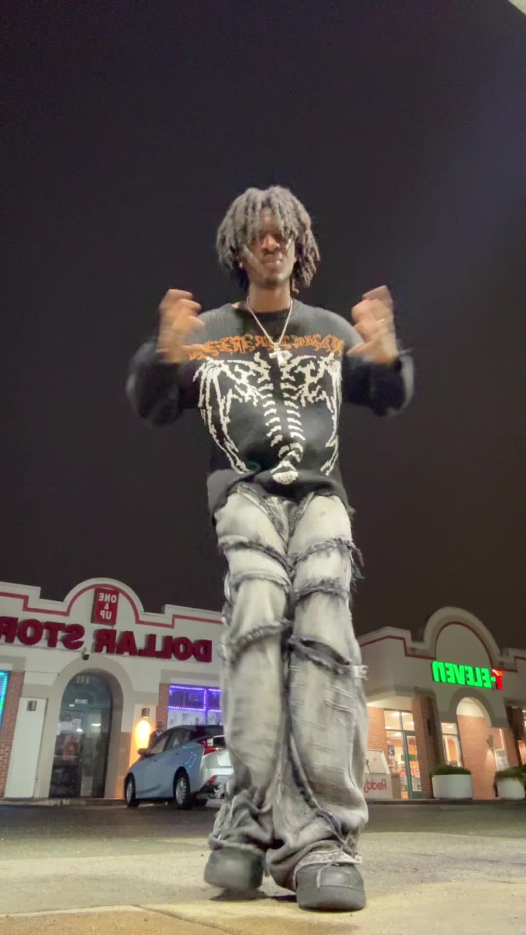 @𝓓𝓸𝓷𝓲 ✞