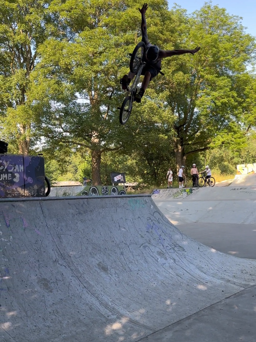 @Ianhawkbmx