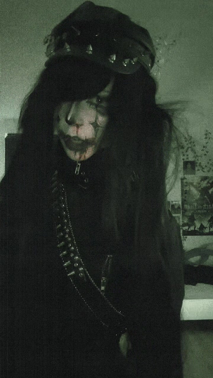 @[神] 𝐾𝑎𝑚𝑖. ᴴᴬᴵᵀᴬᴺᴵ