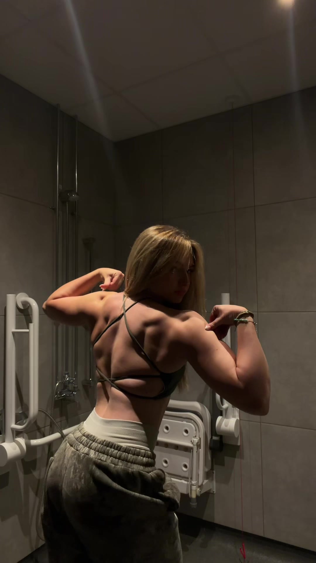 @lilyderenzyfit