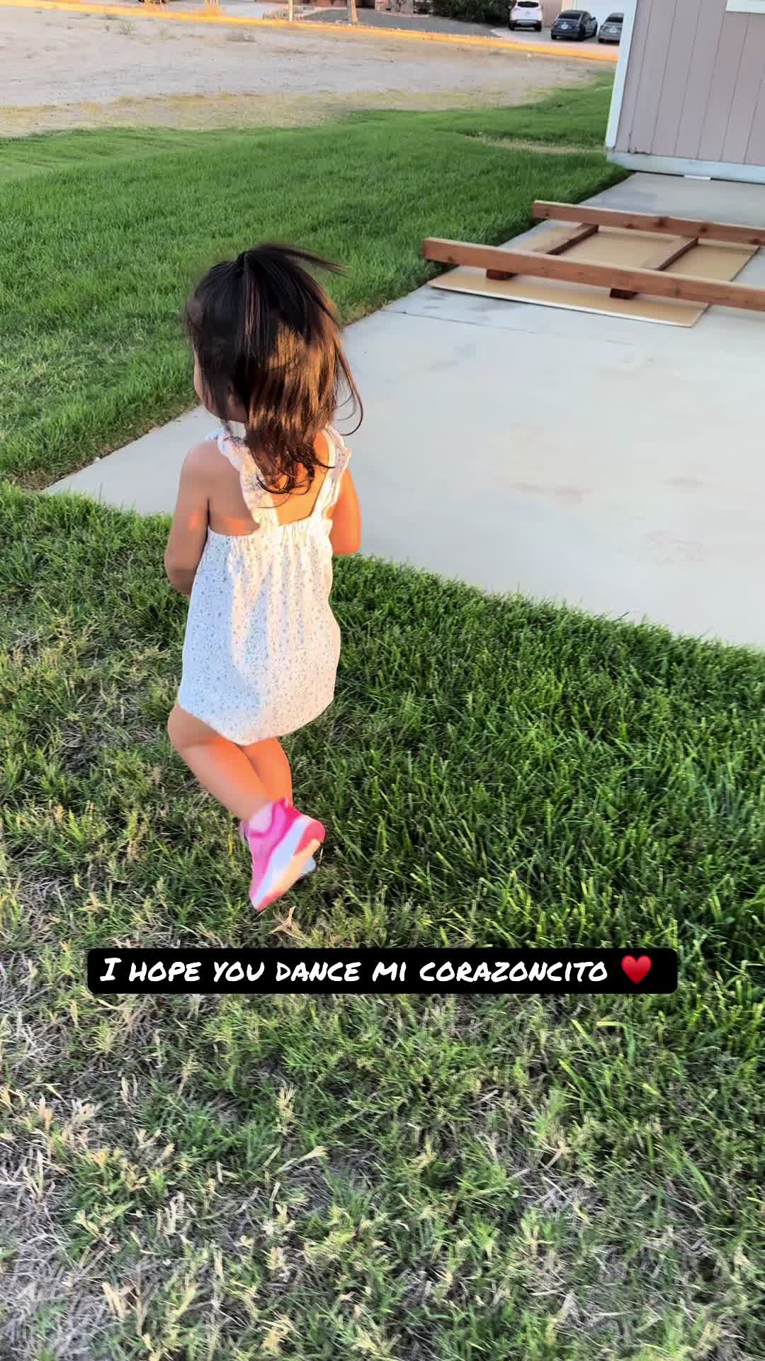 @Selda | Latina Creator