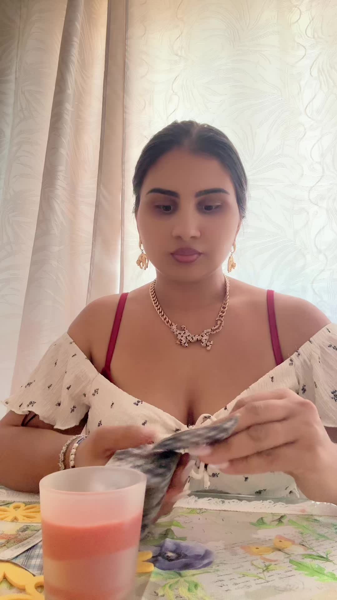 @Tarot Maria