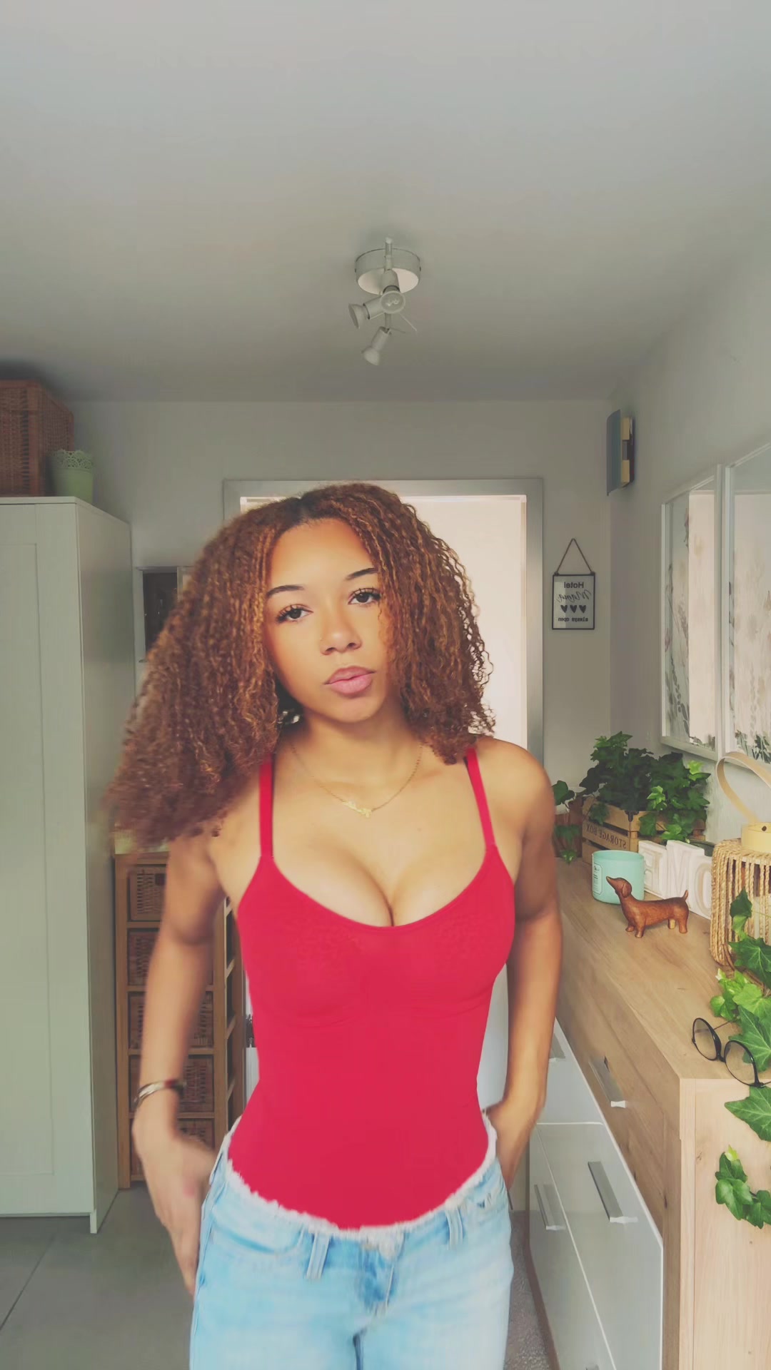 @nahlaspamzzz