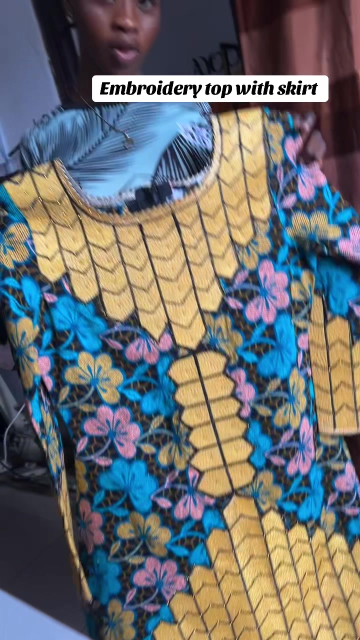 @AYOOLACOUTURE🧵🪡/ RTW VENDOR